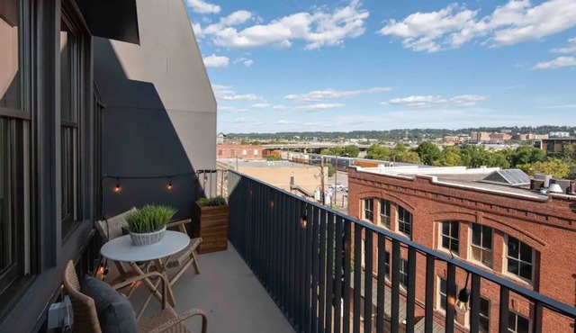 Historic Morris Ave- Private Balcony & City Views!