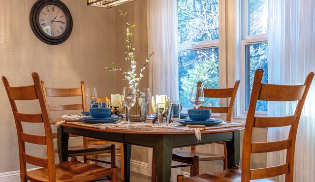 Historic Mountain Retreat - Close to Boreal