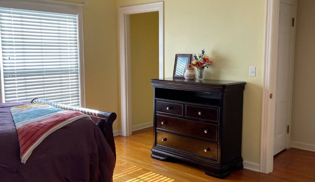 Historic Mt. Vernon House - Perfect family home, walking distance from downtown