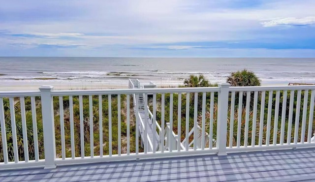 Historic Oceanfront Home: Crescent Beach + GameRm