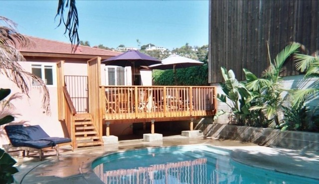 Historic Old Town District Studio , Pool, Cabana/ Pets Welcome