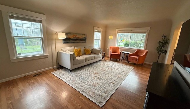 Historic Olympia 4 BR Home | Walk to Capitol & Downtown | Fenced Yrd + Firetable