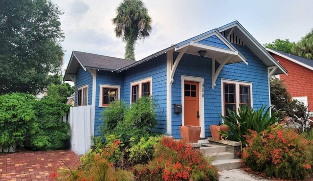 Historic one bedroom Home- Walk to Downtown