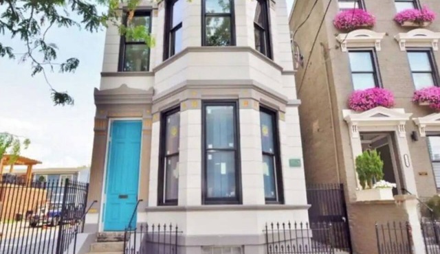 Historic Penthouse Style Loft in OTR, Parking Included