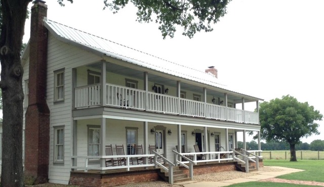 Historic Ranch, great for groups, wonderful outdoors