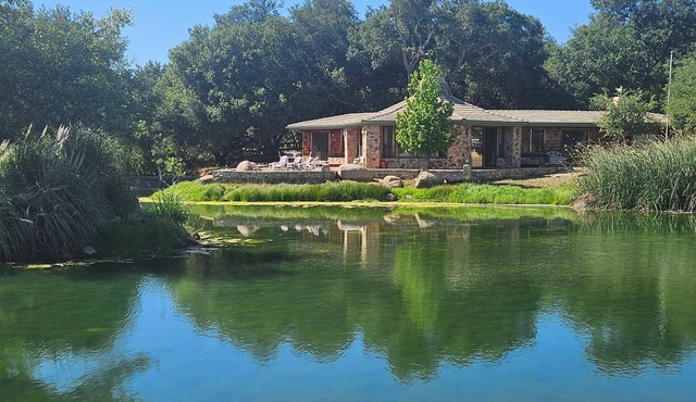 Historic Reagan Ranch Enjoyable 2-bedroom "The Buffalo" house in Murrieta