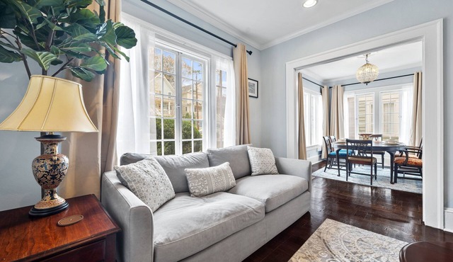 Historic Retreat in Lake Claire