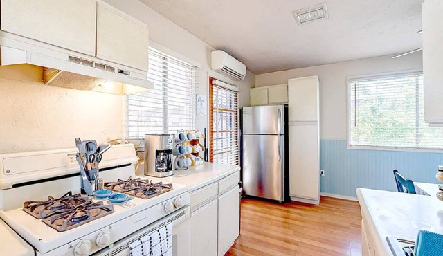 Historic Retro Modern Guesthouse + 1BA Tucson Retreat - Low Summer Rates! 🏡
