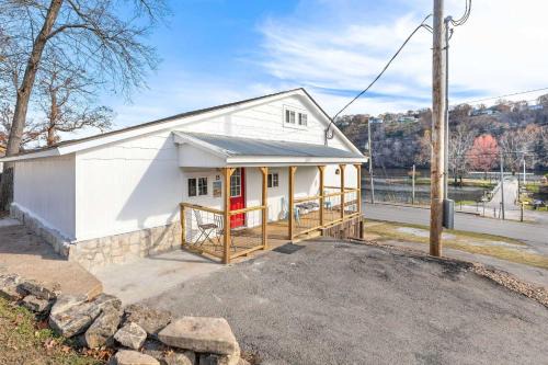 Historic Rockaway Beach Cottage 15