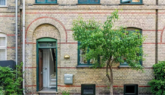 Historic row house in Humleby near Frederiksberg