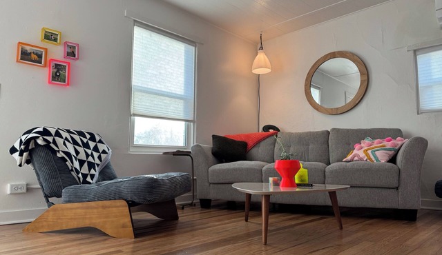 Historic- Ruby Bungalow- private