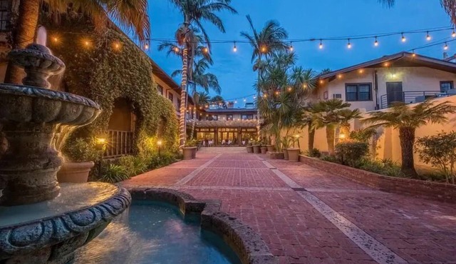 Historic Santa Maria Inn