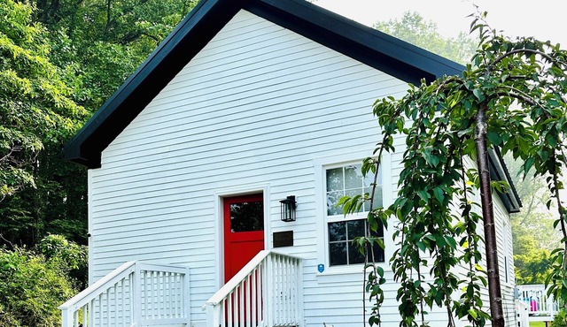 Historic Schoolhouse in Linden w/Pool & Hot Tub - Close to wineries & more!