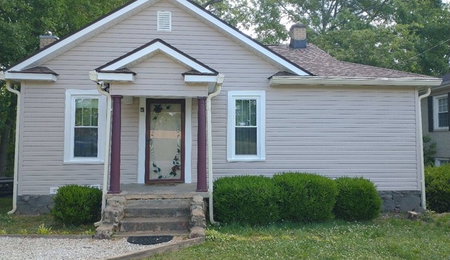Historic Seneca Bungalow