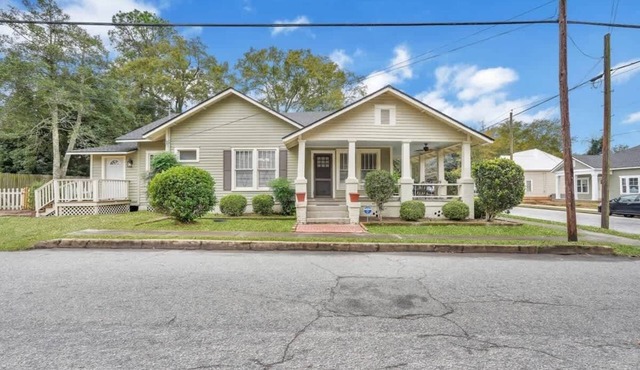 Historic Southern Home - close to downtown and GSU