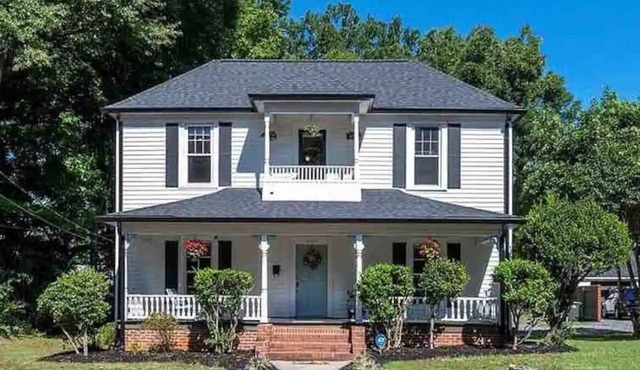 Historic Statesville:Walk to downtown. September discount! Pet-Friendly.