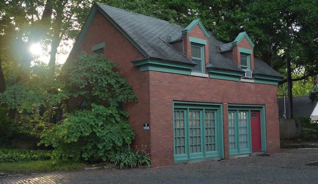 Historic Studebaker Carriage House- Upper Level
