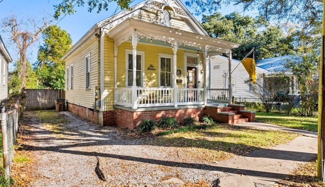Historic Stylish Home, 5 min walk to downtown Mobile
