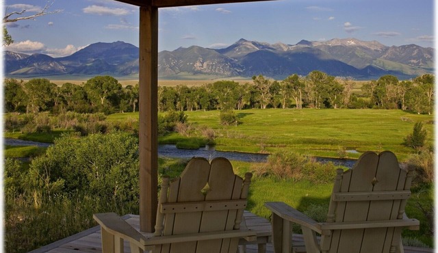Historic Thextondale - Historic stone homestead on Madison River Property!