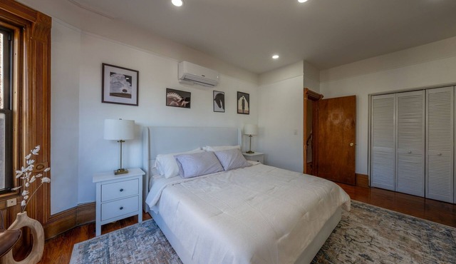 Historic Two Bedroom Two Story Luxury Landmark Brownstone Loft Apartment