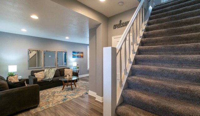 Historic Updated Great Falls Home W/Fire Pit