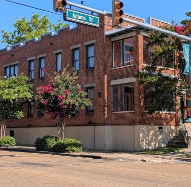 Historic Upscale Loft in Downtown Vicksburg!