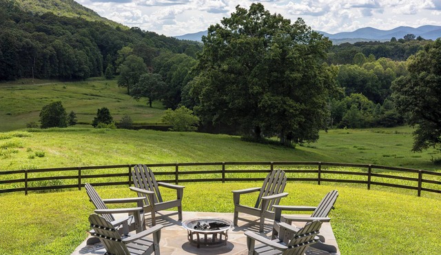 Historic Valley Views - 5BR Retreat w/Hot Tub, Porch, Firepit & Game Room