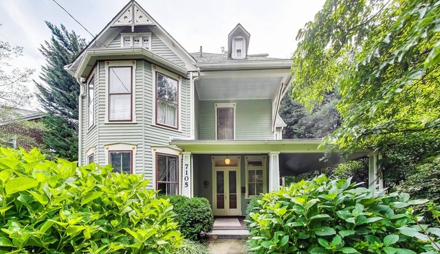 Historic Victorian Home with Fenced In Yard - Blocks to Metro