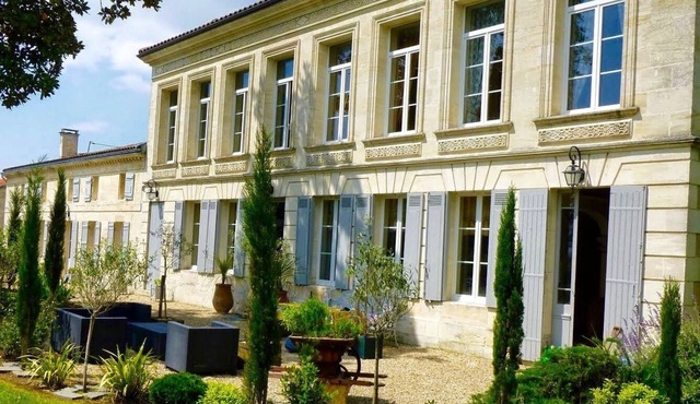 Historic villa with pool set in beautiful south-facing grounds