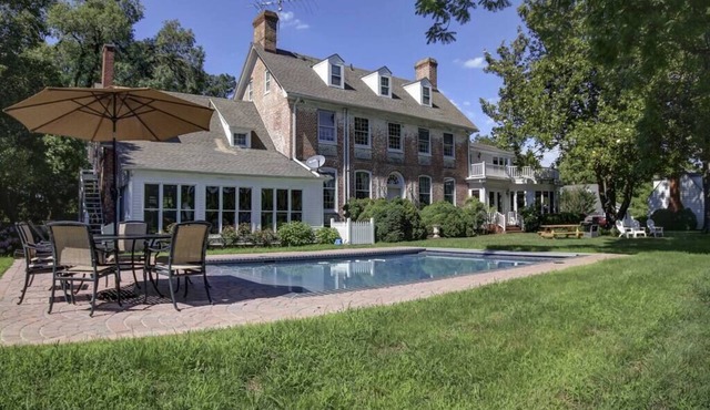 Historic Waterfront Estate with Pool & Pet-Friendly – Perfect for Fall Getaways