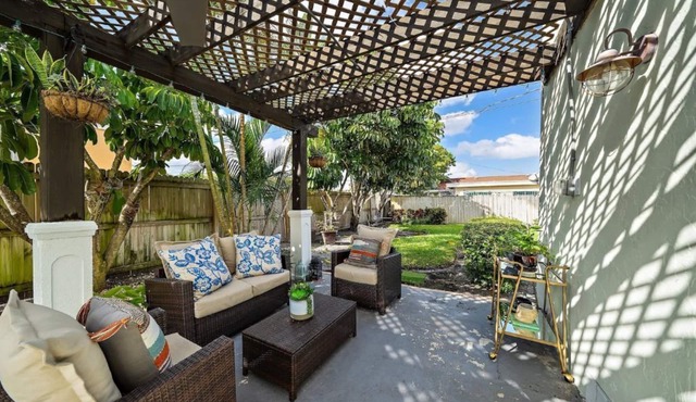 Historic West Palm Beach Casita