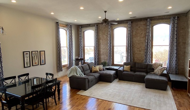 Historical 25th St. Loft Apt