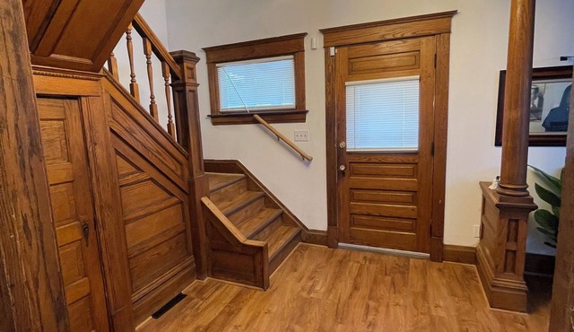 Historical 3-bedroom house in welcoming Waterloo with WiFi and ADT security.