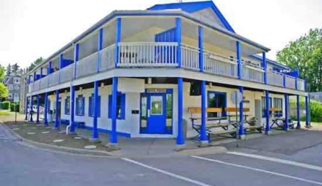Historical King George Inn 6