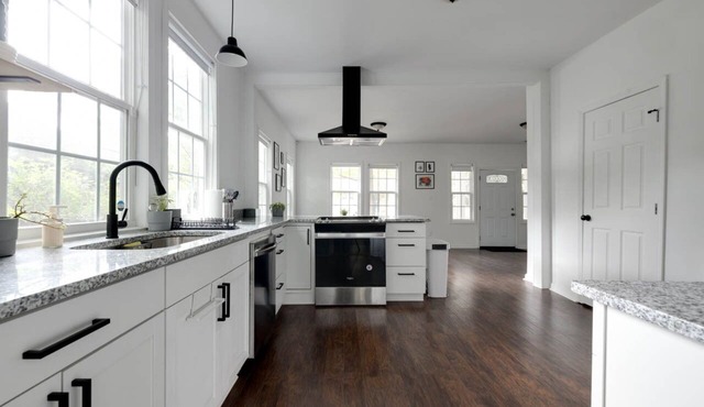 Historical Central Garden’s Retreat