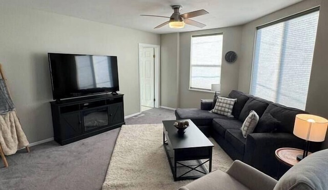 Historical Downtown Flat