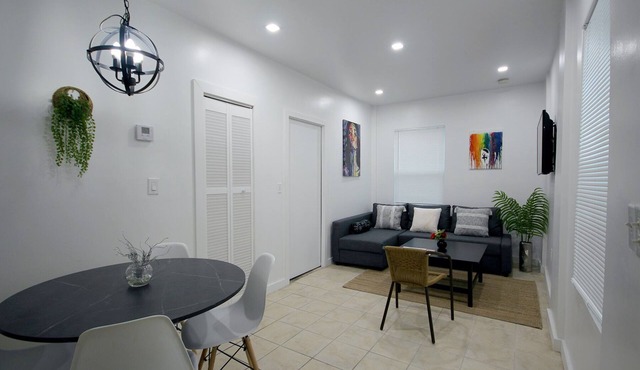 Historical Little Havana 2/1 Apartment with Parking