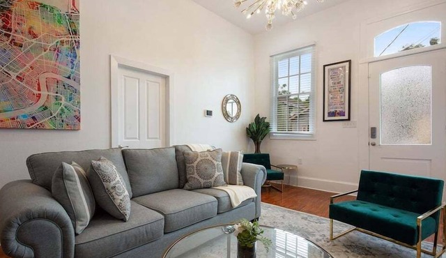 Historical Mardi Gras Gem Near FQ w/Patio!