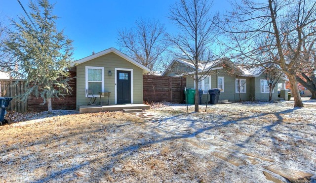 Historical Tiny Home with Patio