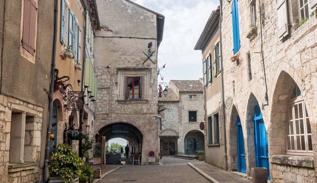 History and comfort combine in beautiful Lauzerte townhouse