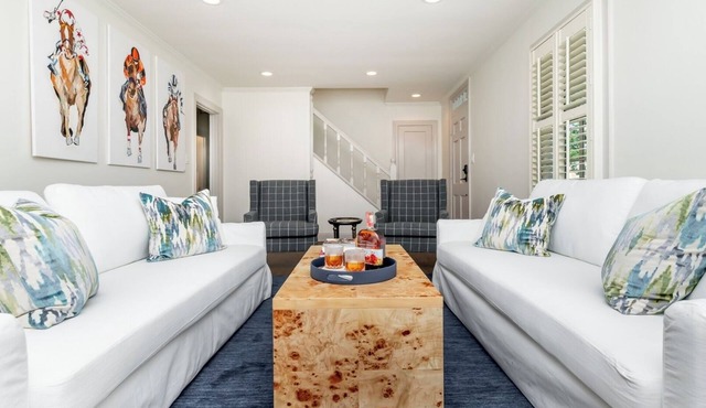 Hitching Post on the Bourbon Trl