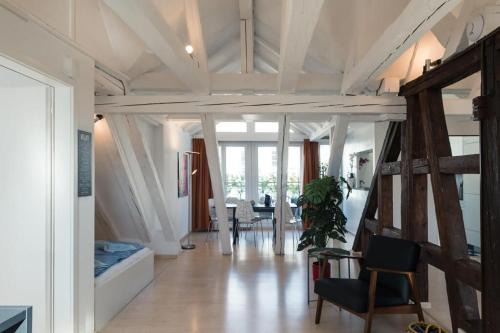 HITrental Chapel Bridge Apartments