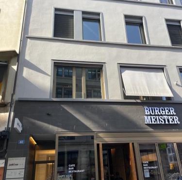 HITrental Town Hall Apartments