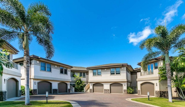 Ho'olei Garden View Rooms by Coldwell Banker Island Vacation