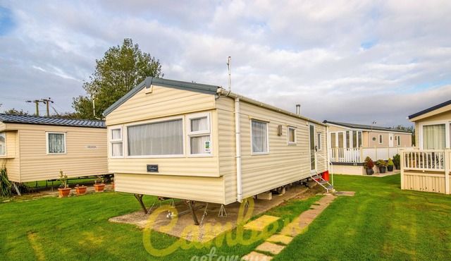 HO27 - Marlie Farm Holiday Park - New Romney - Sleeps 6 - Dog Friendly