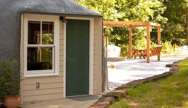 Hobbit Hideaway - Do Something Different!