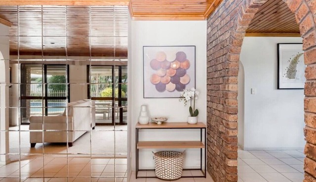 Hobbit House Inspired 4BR cozy Fairytale Cottage