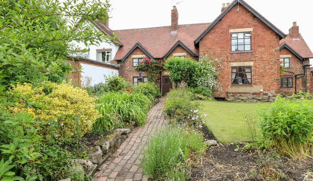 Hobson's Cottage 10 Main Street