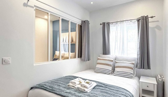 Hoche C 104 - Two Bedroom Apartment, Sleeps 5