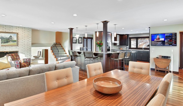 Hockey - Basketball tournaments. !nBest location in St. Paul. Book it now